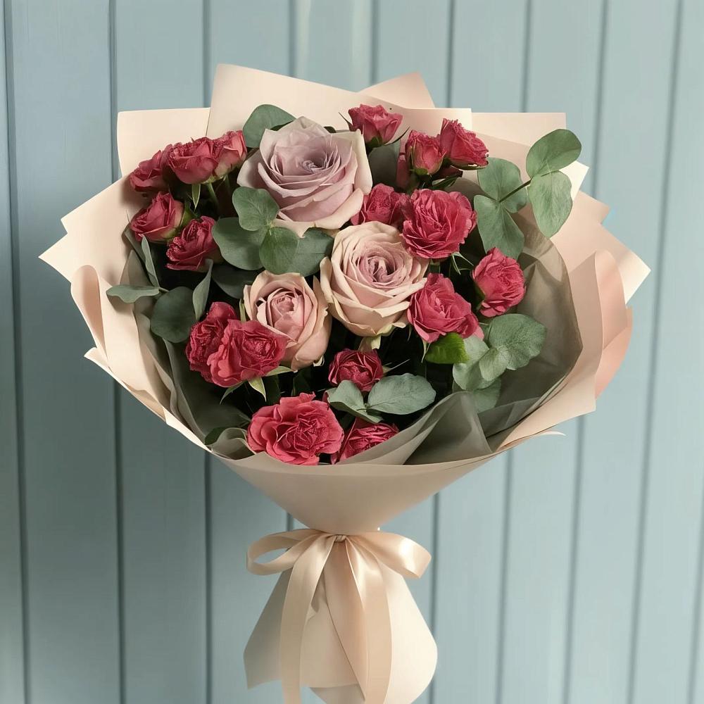 Букет цветов из: Гвоздики и Розы в Больших Ключах