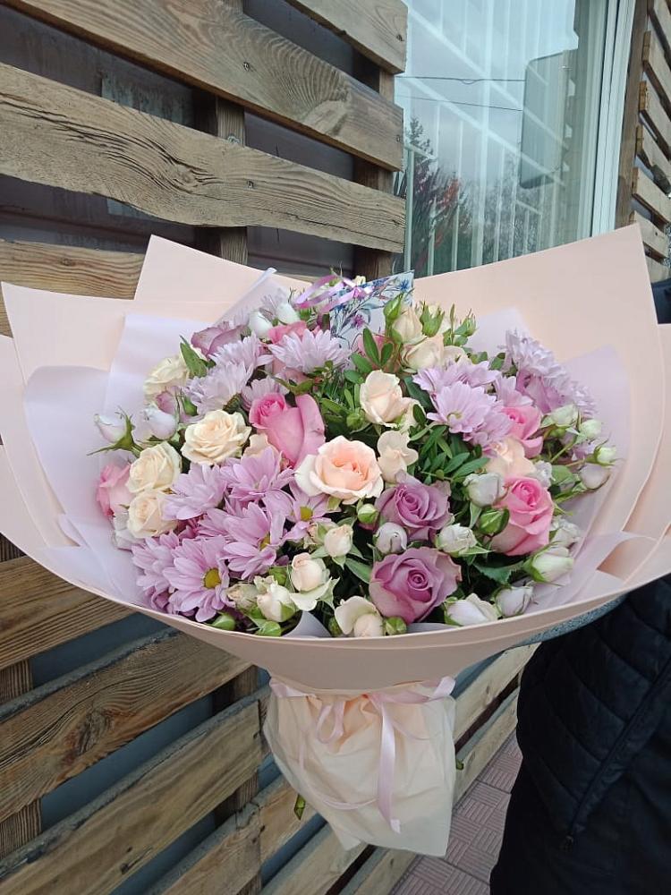 Букет цветов из: Розы и Хризантемы в Больших Ключах