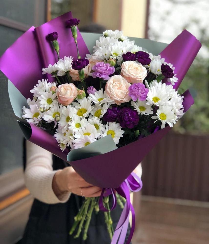 Букет цветов из: Хризантемы, Гвоздики и Розы в Больших Ключах