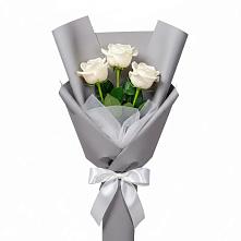 Букет 3 белые розы в Больших Ключах