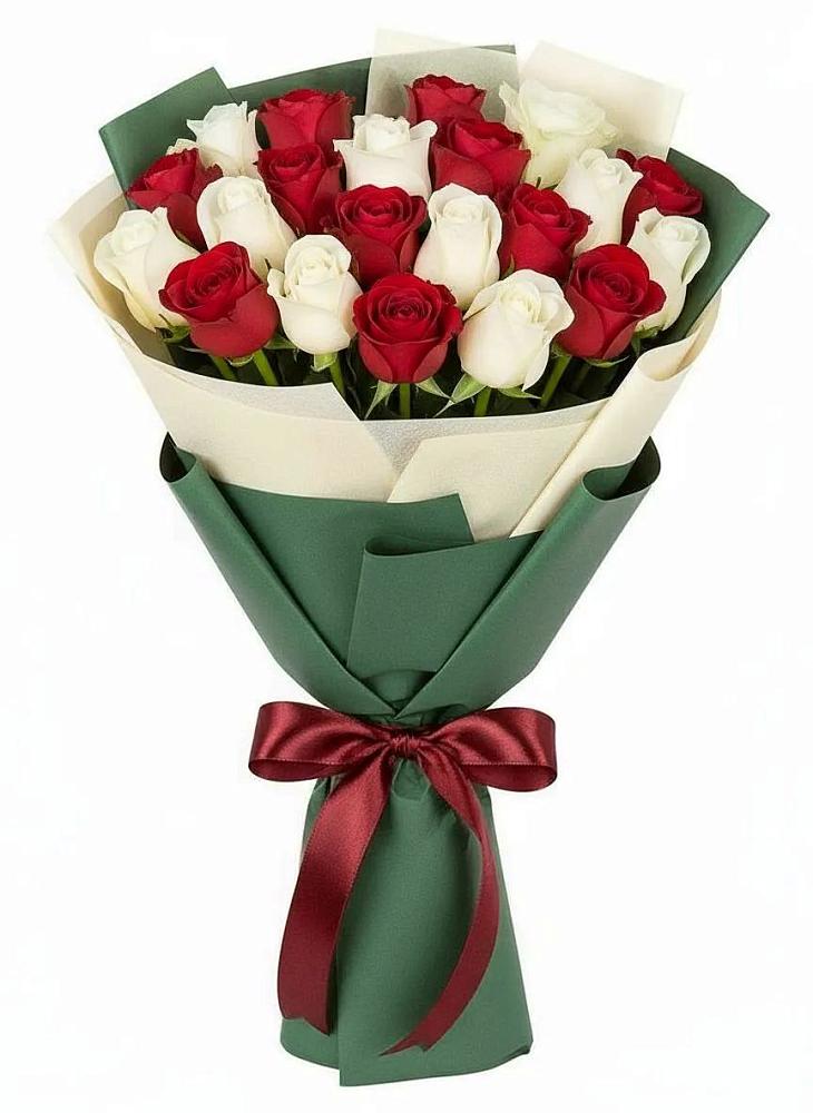 Букет Микс из красных и белых роз в Больших Ключах