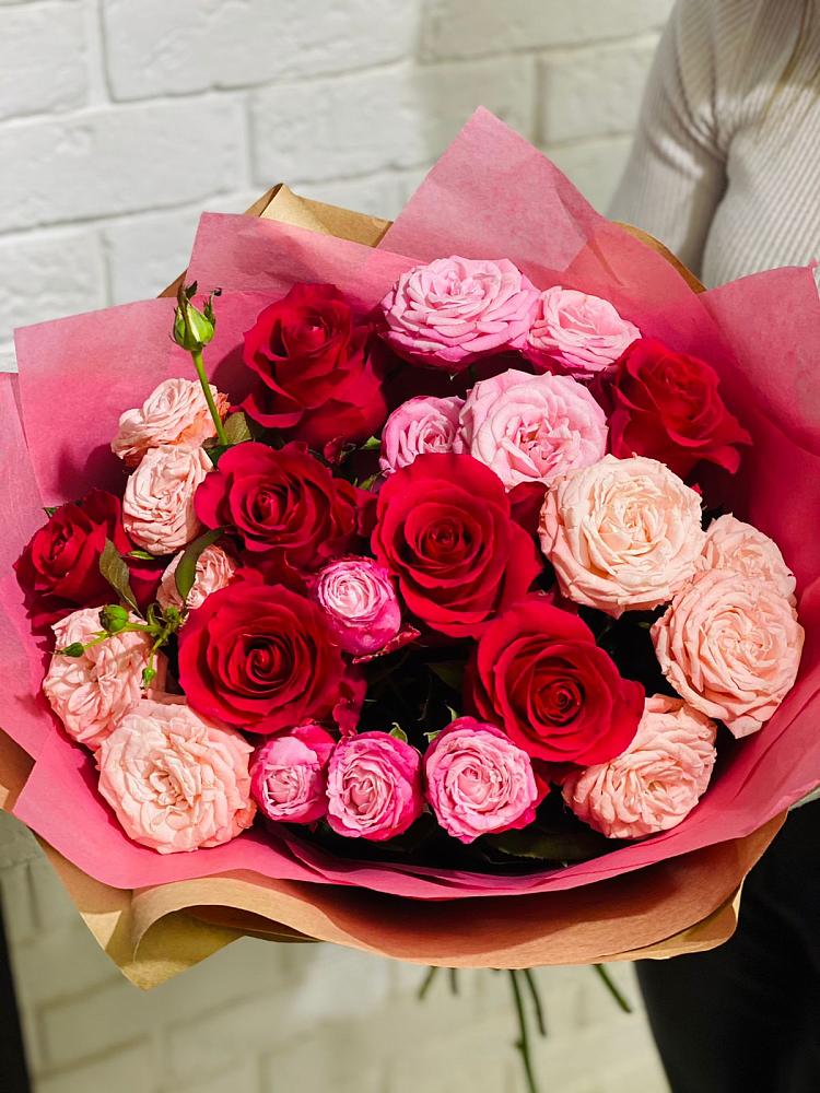 Букет цветов из: Розы в Больших Ключах