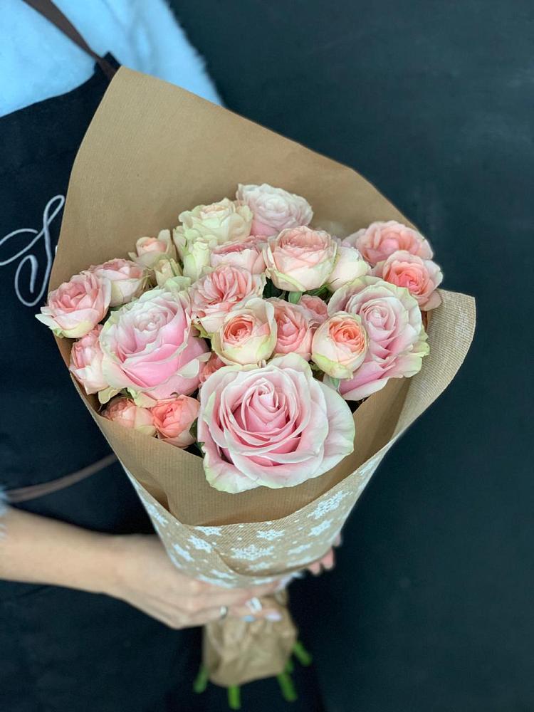 Букет цветов из: Хризантемы и Розы в Больших Ключах