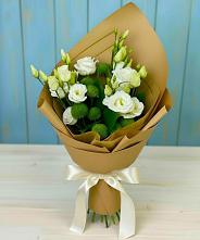 Букет цветов из:  Хризантемы и Лизиантусы #REPLACE_PRED# Больших Ключах