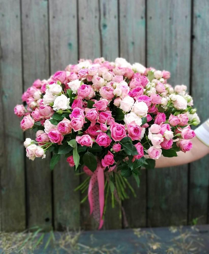 Букет Розовые кустовые розы Натали и Лав Лидия в Больших Ключах