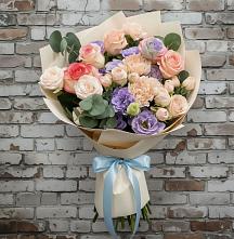 Букет цветов из:  Розы, Лизиантусы и Гвоздики в Больших Ключах