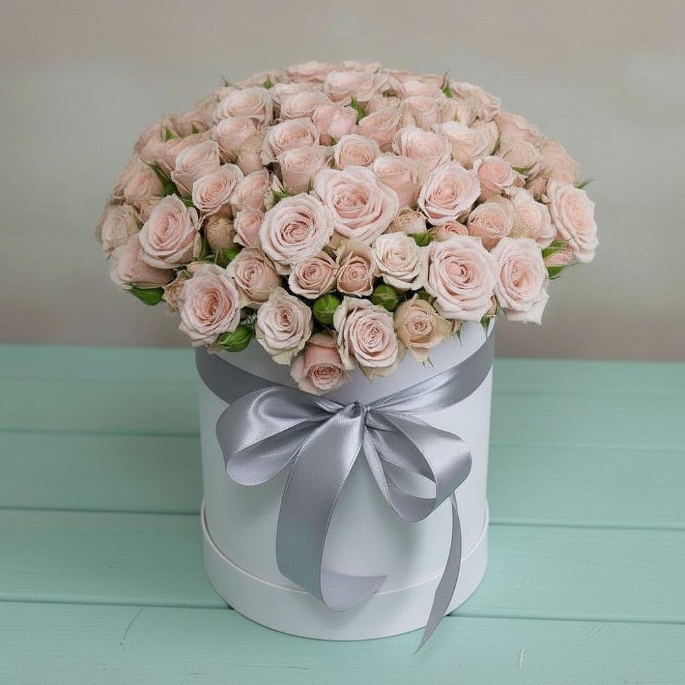 Цветочная композиция из Розы в шляпной коробке в Больших Ключах